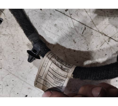 Электропроводка двери задняя правая