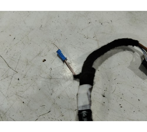 Электропроводка двери задняя правая