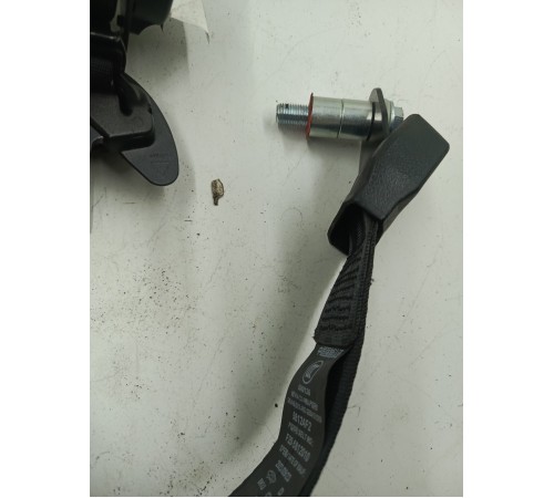 Ремень безопасности задний левый