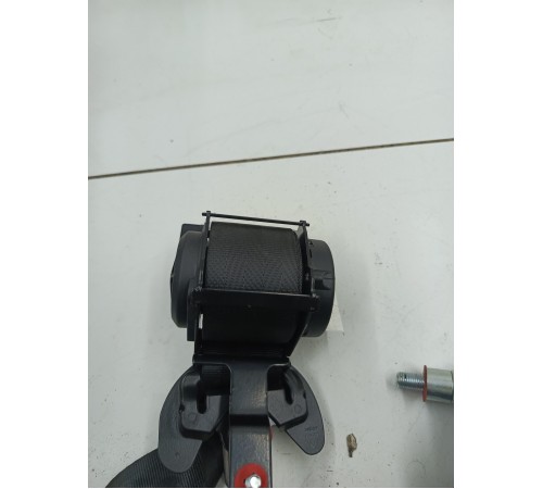 Ремень безопасности задний левый