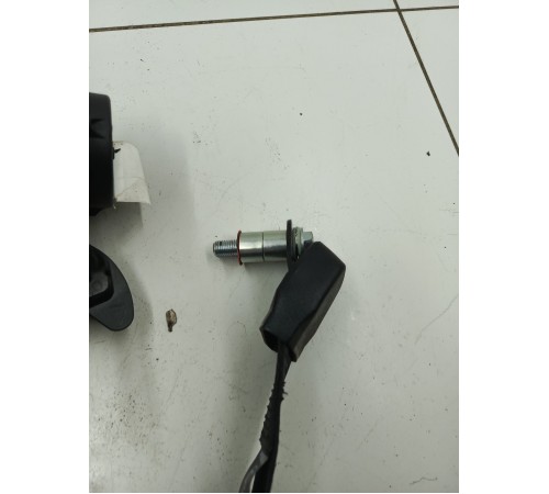 Ремень безопасности задний левый