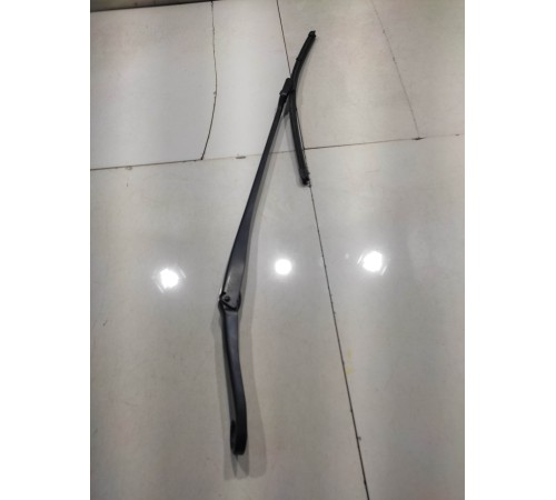 Поводок стеклоочистителя(правый)