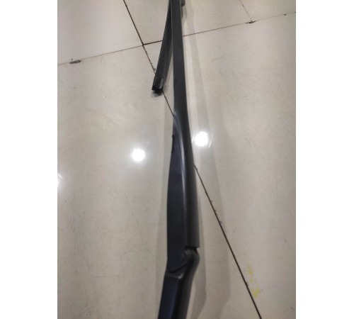 Поводок стеклоочистителя(правый)