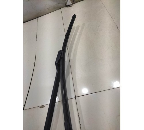 Поводок стеклоочистителя(правый)