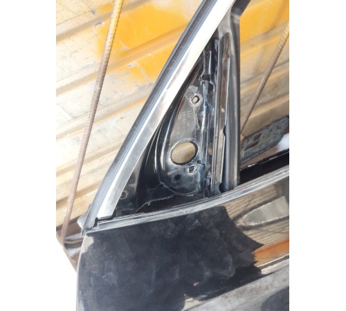 Дверь (передняя, левая)