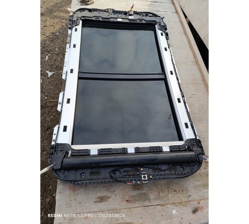 Люк крыши электрический (панорама) в сборе