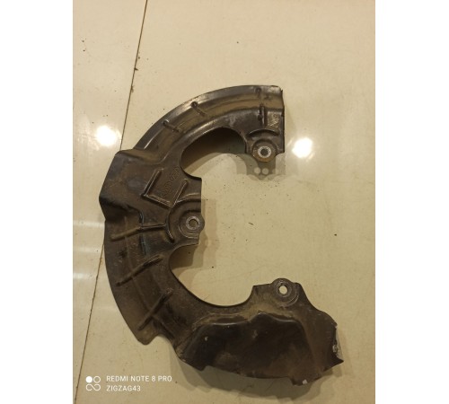 Кожух тормозного диска (передний, правый)