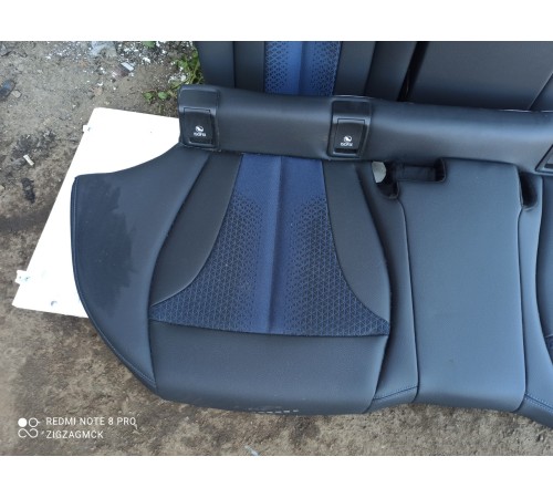 Задний ряд сидений