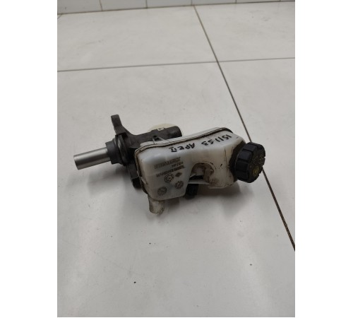 Главный тормозной цилиндр в сборе