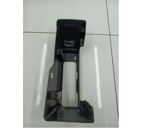 Кожух рычага стояночного тормоза