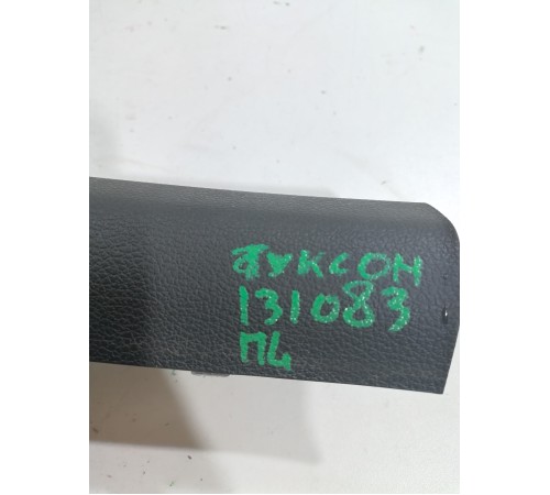 Накладка порога передняя левая