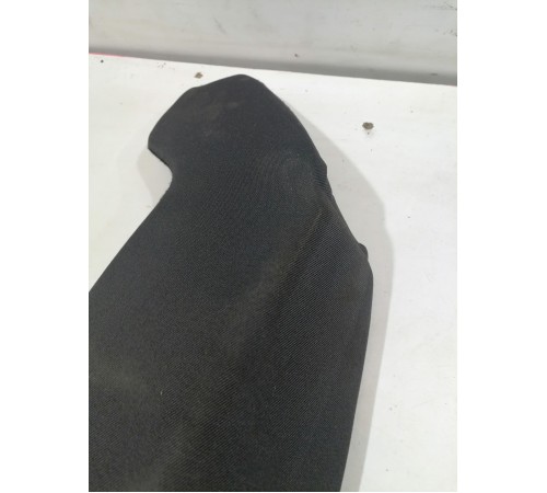 Боковая поддержка заднего сиденья левая