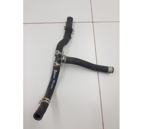 Тройник системы охлаждения с патрубками