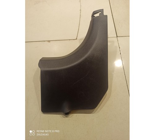 Обшивка стойки(передняя правая)