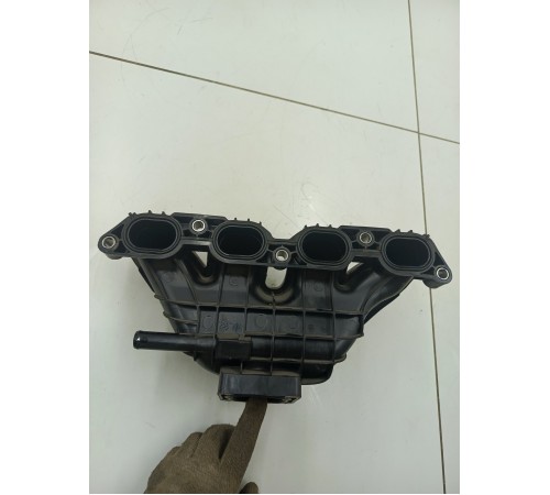 Впускной коллектор