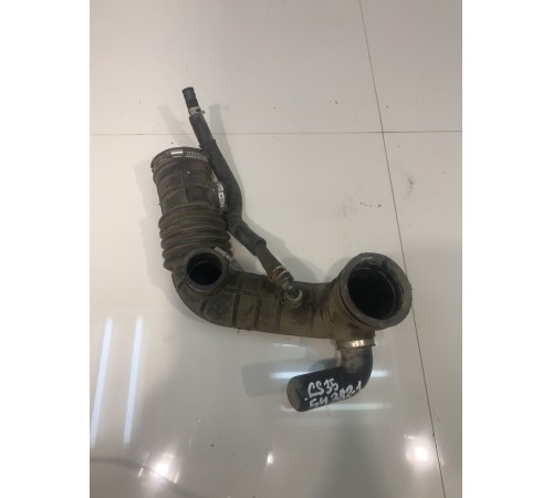 Патрубок воздушного фильтра