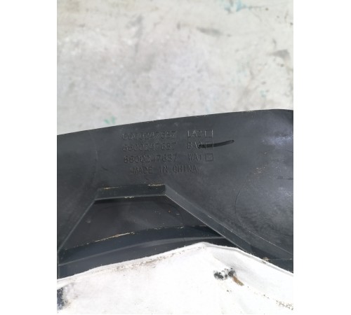 Обшивка багажника (форточки) левая верхняя