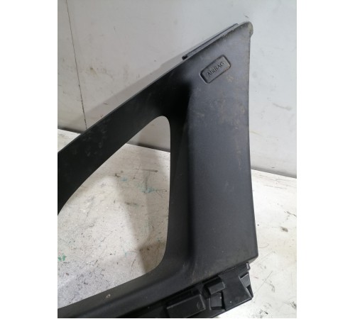 Обшивка багажника (форточки) левая верхняя