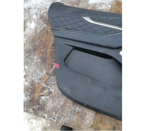 Обшива двери передняя левая