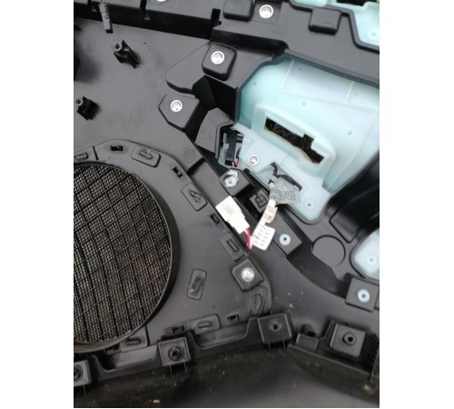 Обшива двери передняя левая