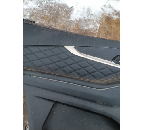 Обшива двери передняя левая