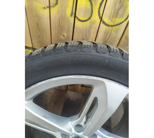 Покрышка 275/40/R21(зима)