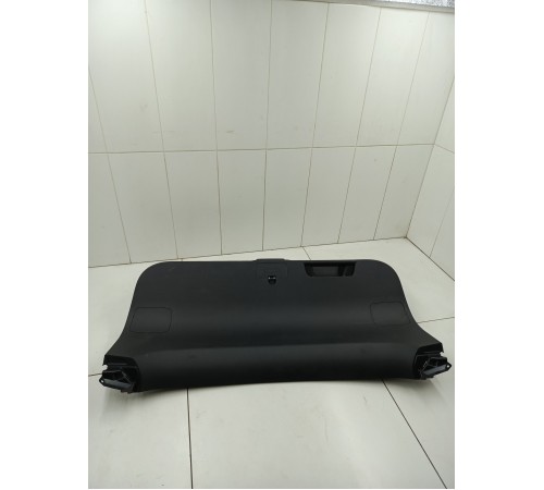 Обшивка крышки багажника