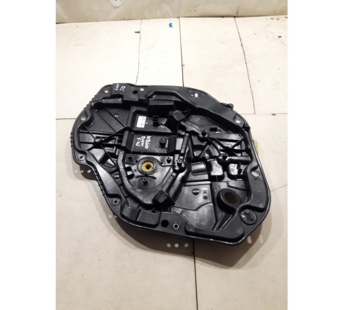 Стеклоподъемник (задний правый)