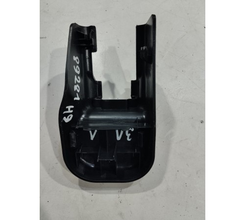 Накладка крепления сиденья задняя левая