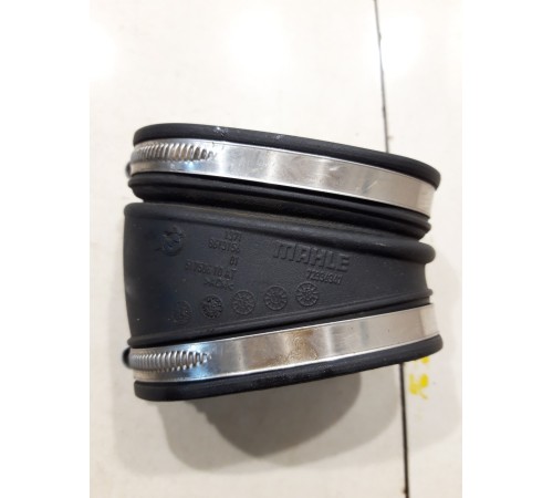 Патрубок ДМРВ левый