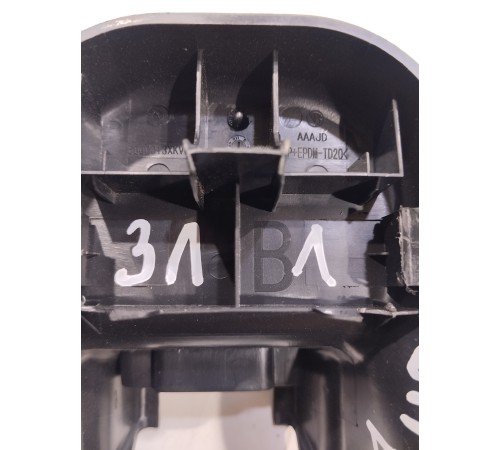 Накладка крепления сиденья задняя левая