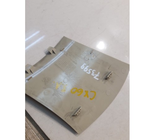 Накладка багажника (левая)