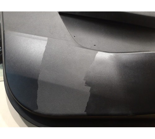 Обшивка двери (задняя левая)