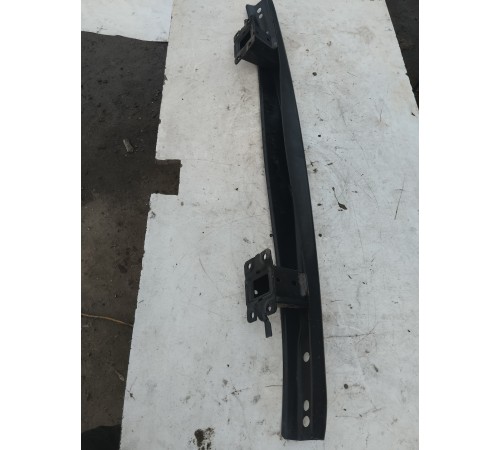 Усилитель заднего бампера