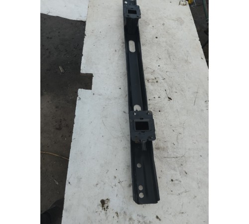 Усилитель заднего бампера