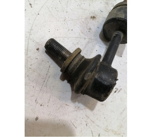 Стойка стабилизатора задняя правая