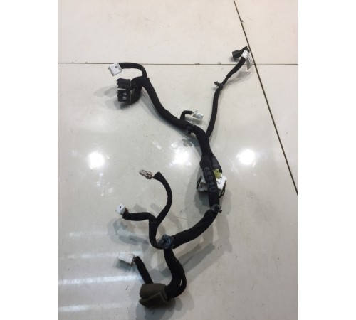 Электропроводка двери (передняя, правая)