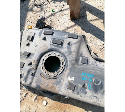 Бак топливный