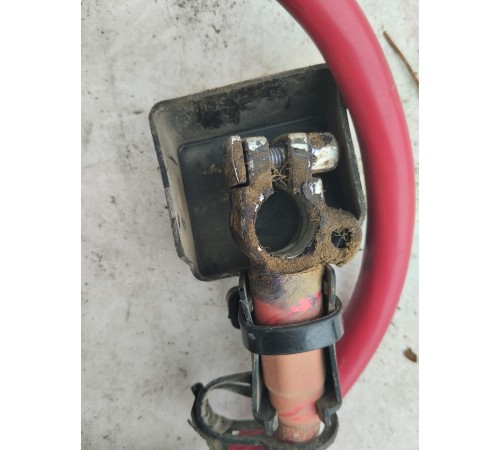 Клемма (провод) аккумулятора плюсовая