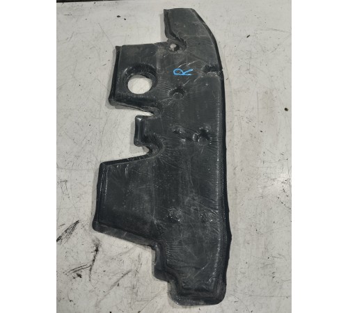 Шумоизоляция переднего правого крыла