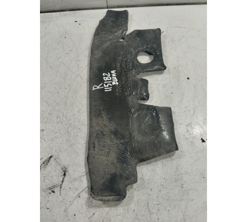 Шумоизоляция переднего правого крыла