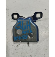 Петля двери(задняя левая нижняя)