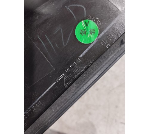 Накладка крышки багажника задняя правая