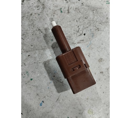 Датчик стоп сигнала