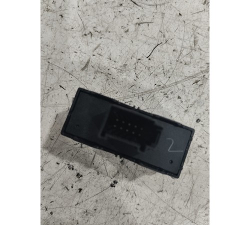 Кнопка обогрева сидений