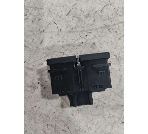 Кнопка обогрева сидений