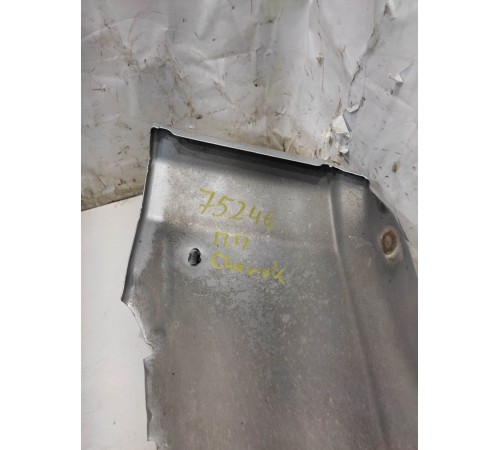 Крыло переднее правое