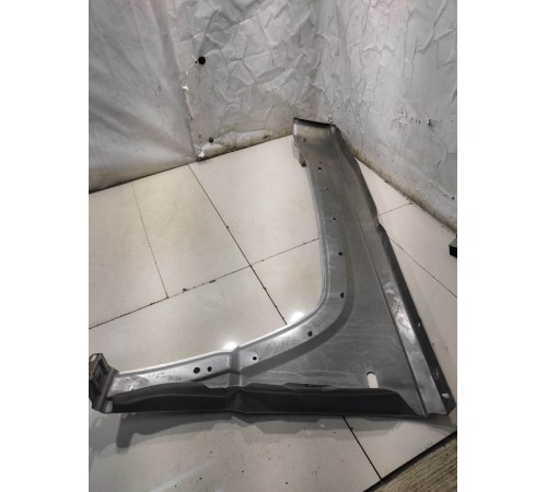 Крыло переднее правое