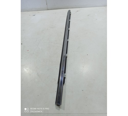 Уплотнитель стекла (задний левый наружный)