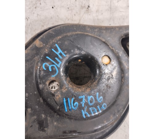 Рычаг задний левый нижний